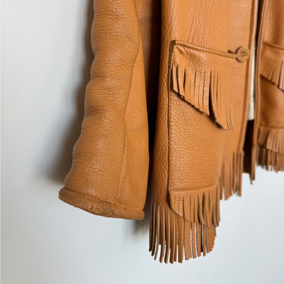 Vintage 70s Western Style Leather Brown Cognac Jacket with Fringe - Picture 5 of 9